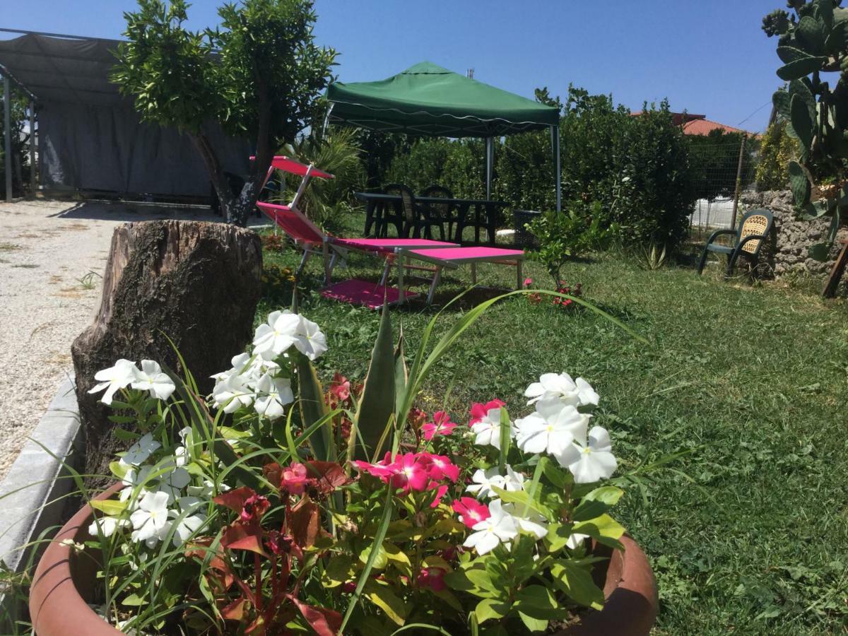 Villa Salerno casa indipendente con giardino zona Magazeno Pontecagnano Esterno foto