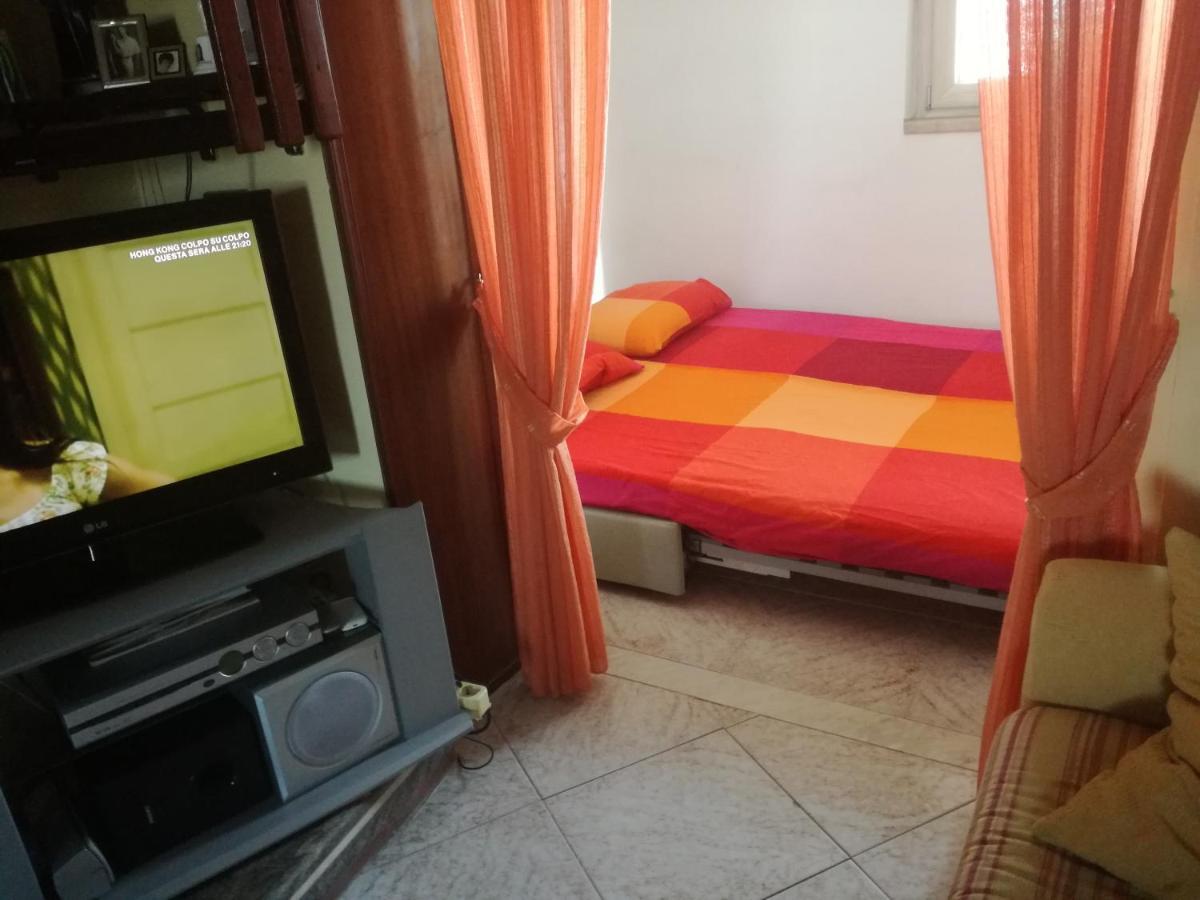 Villa Salerno casa indipendente con giardino zona Magazeno Pontecagnano Esterno foto